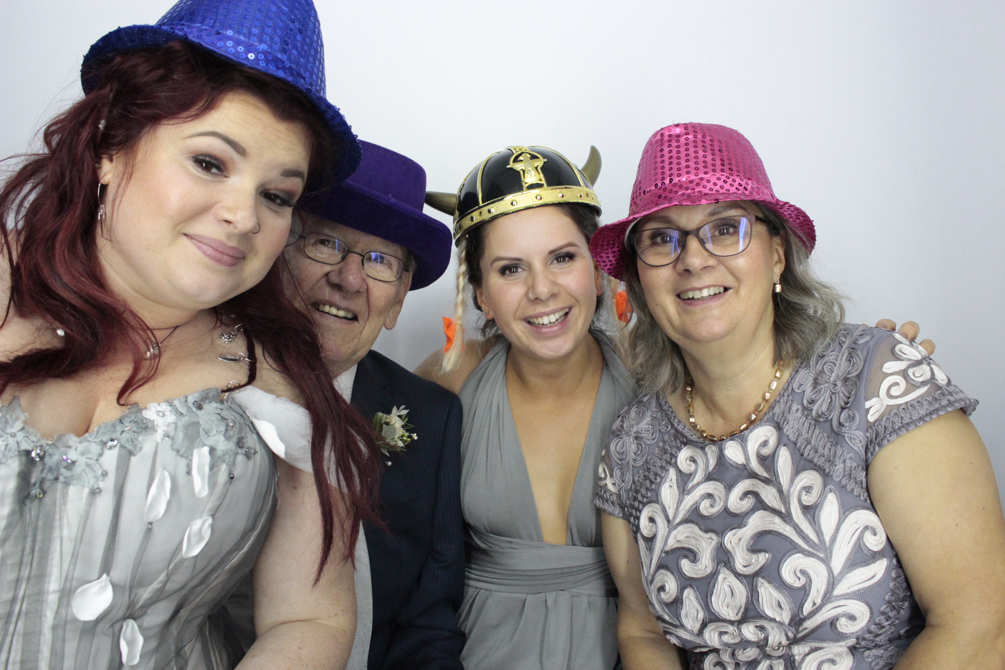Chelsea & Matthew's Wedding | View more photos from the event at gallery.myphotoboothexperience.co.uk/u/MyPhotoBoothExperienceLtd/Chelsea-Matthews-Wedding